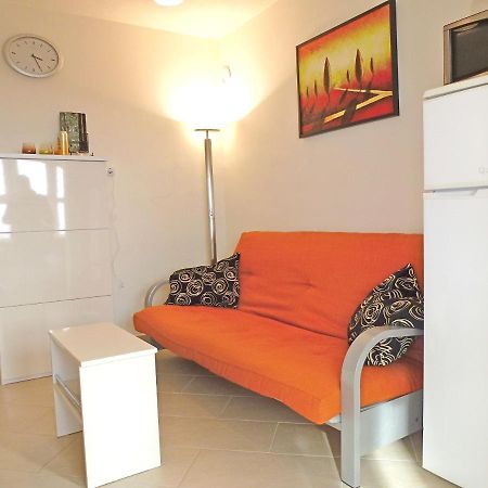 נייביצה Apartment Honor מראה חיצוני תמונה